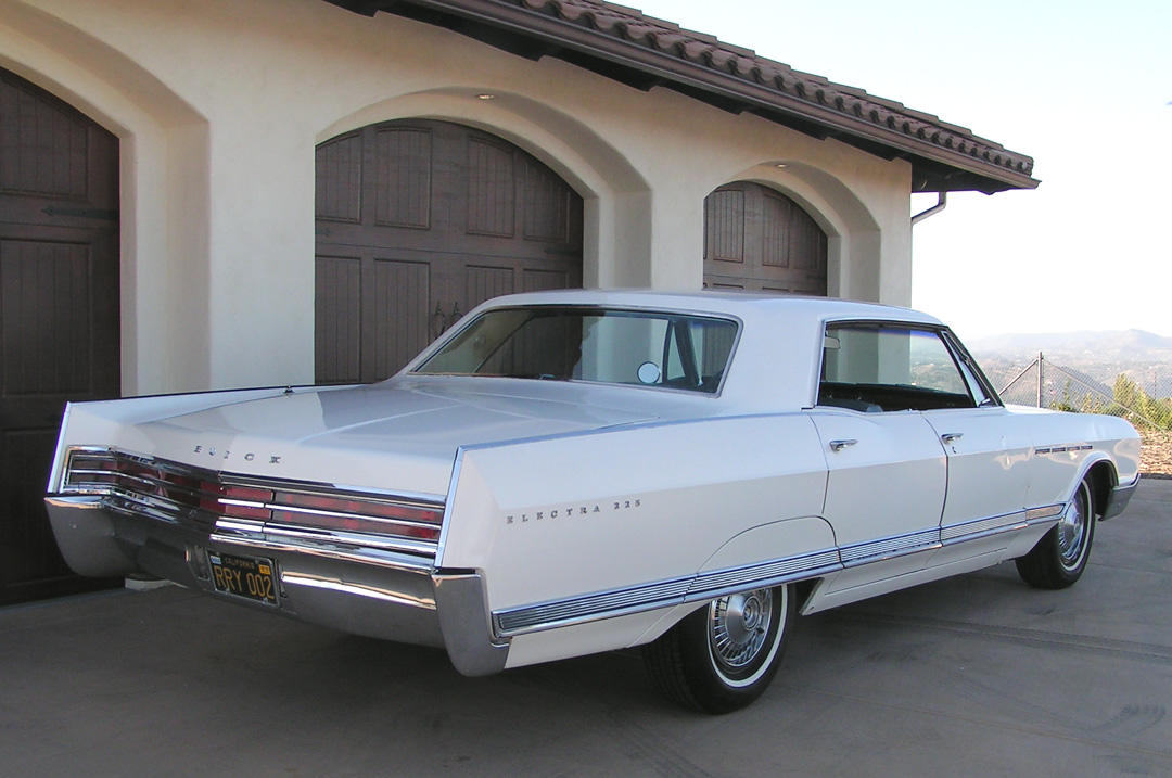 Buick Electra 225